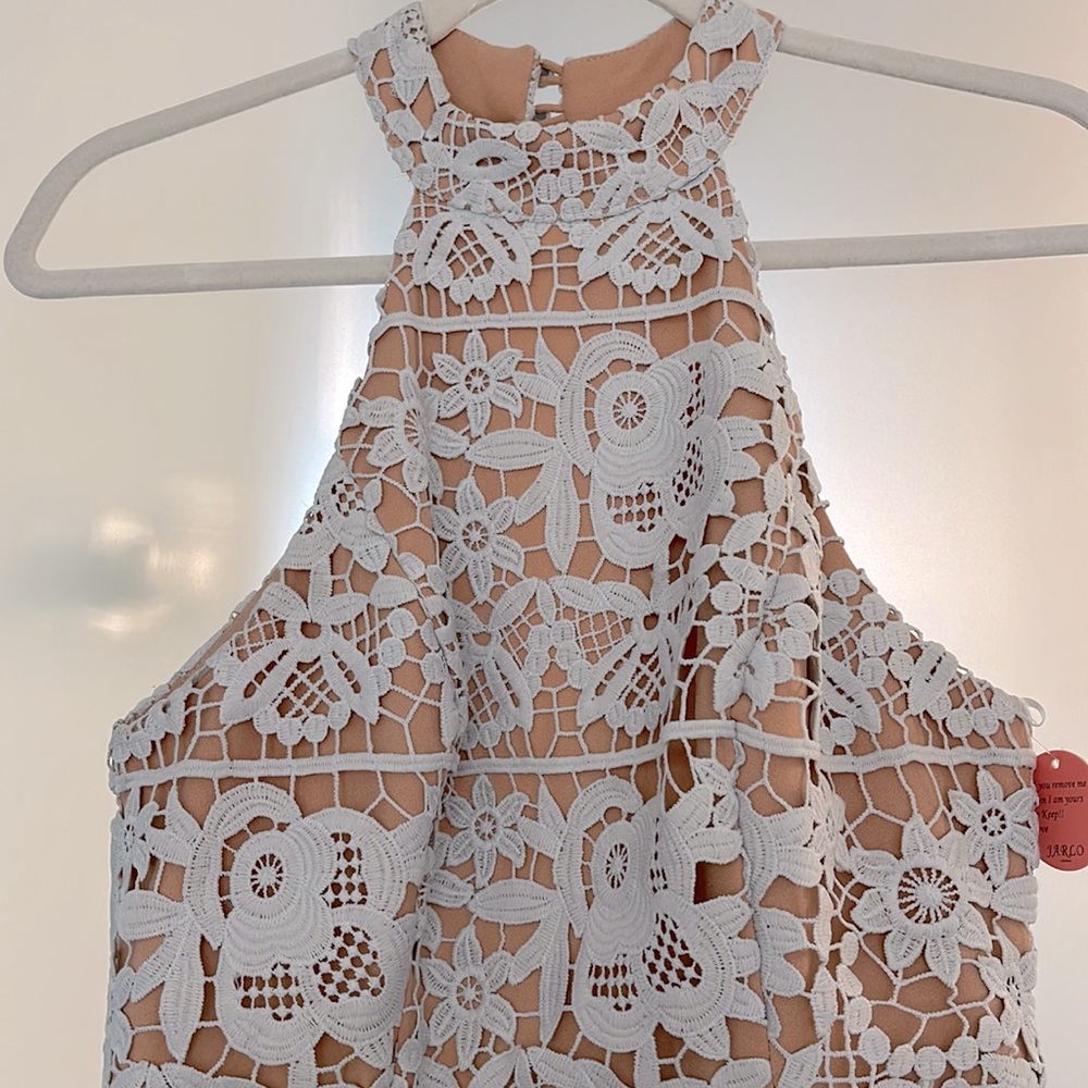 JARLO high neck lace dress in blue! - Picture 4 of 6